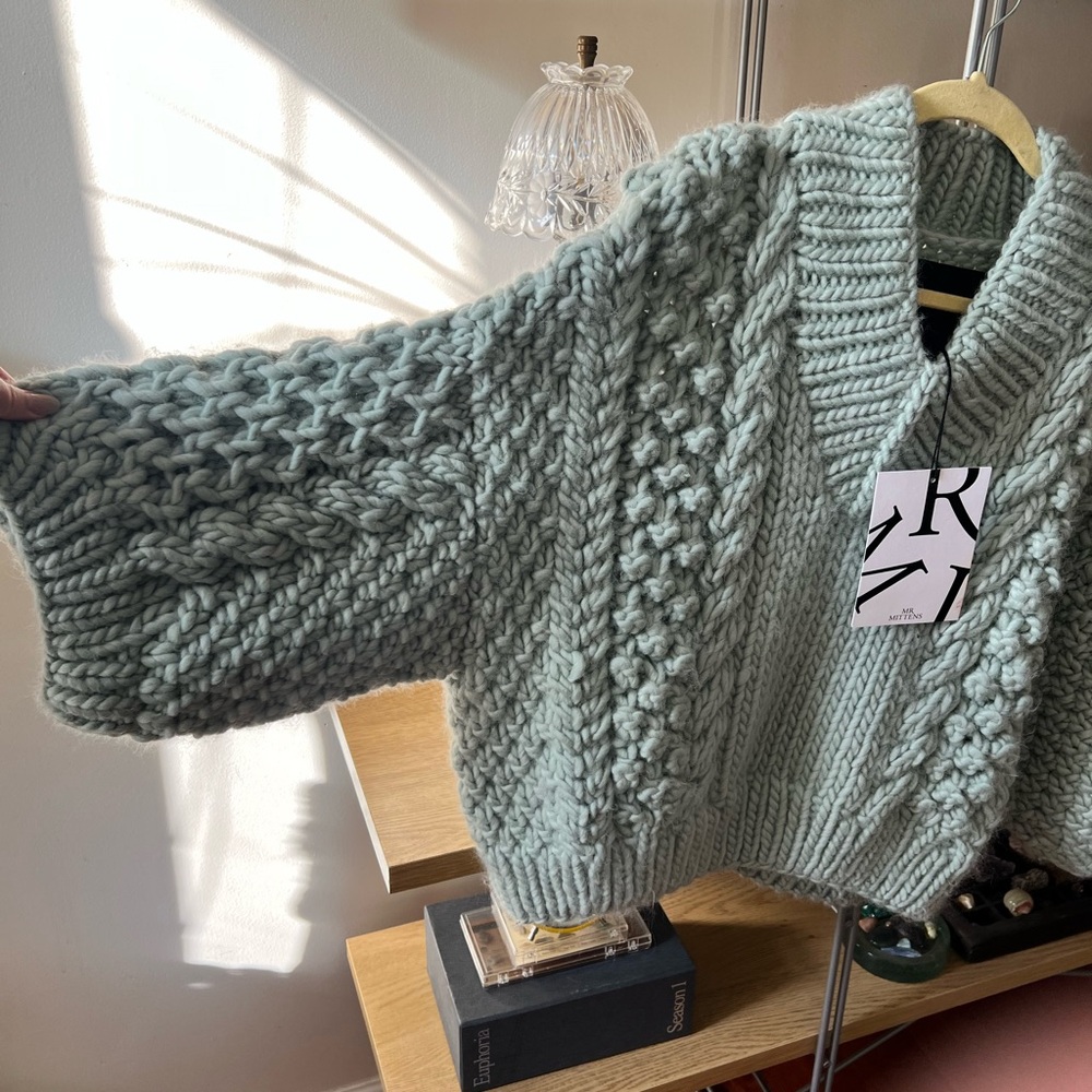 I Love Mr Mittens Honey Sweater - Seafoam XS/S NWT - Picture 10 of 14